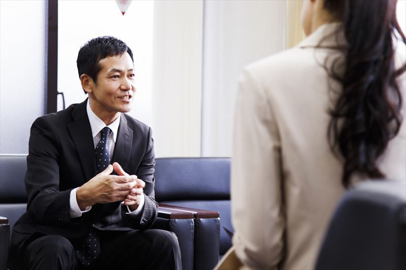 説明する税理士